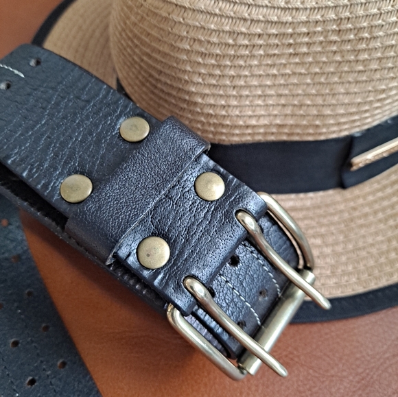 Linea Pelle Leather Belt 42" (L/XL?) Adjustable Soft Dark Brown Brass Buckle - Picture 1 of 11